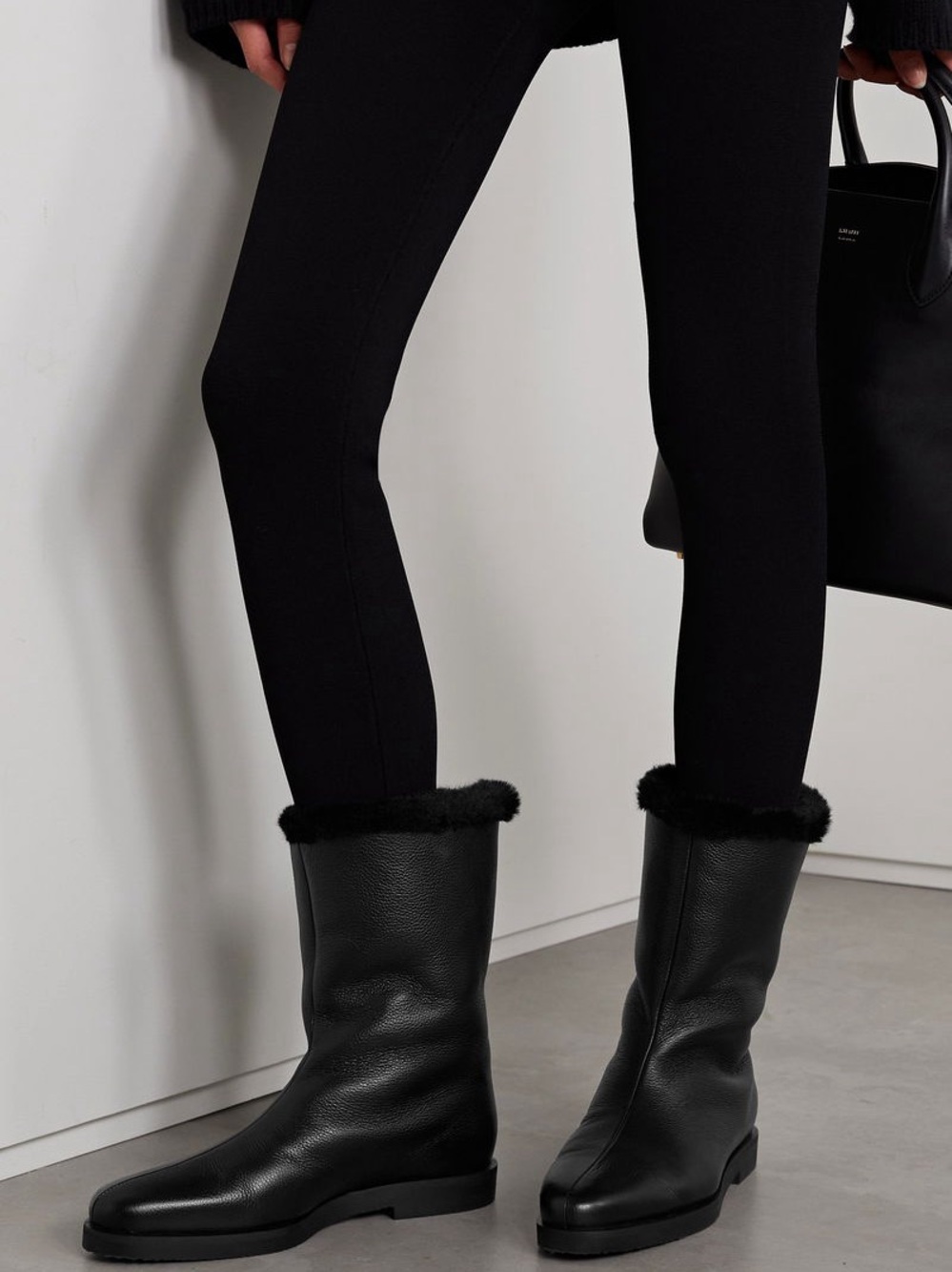Toteme Off-Duty Leather Shearling Boots Black 37 New With Box